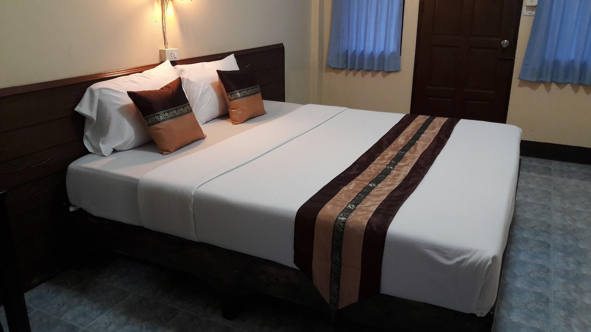 Lanna Thai Guesthouse Chiang Mai Exterior photo